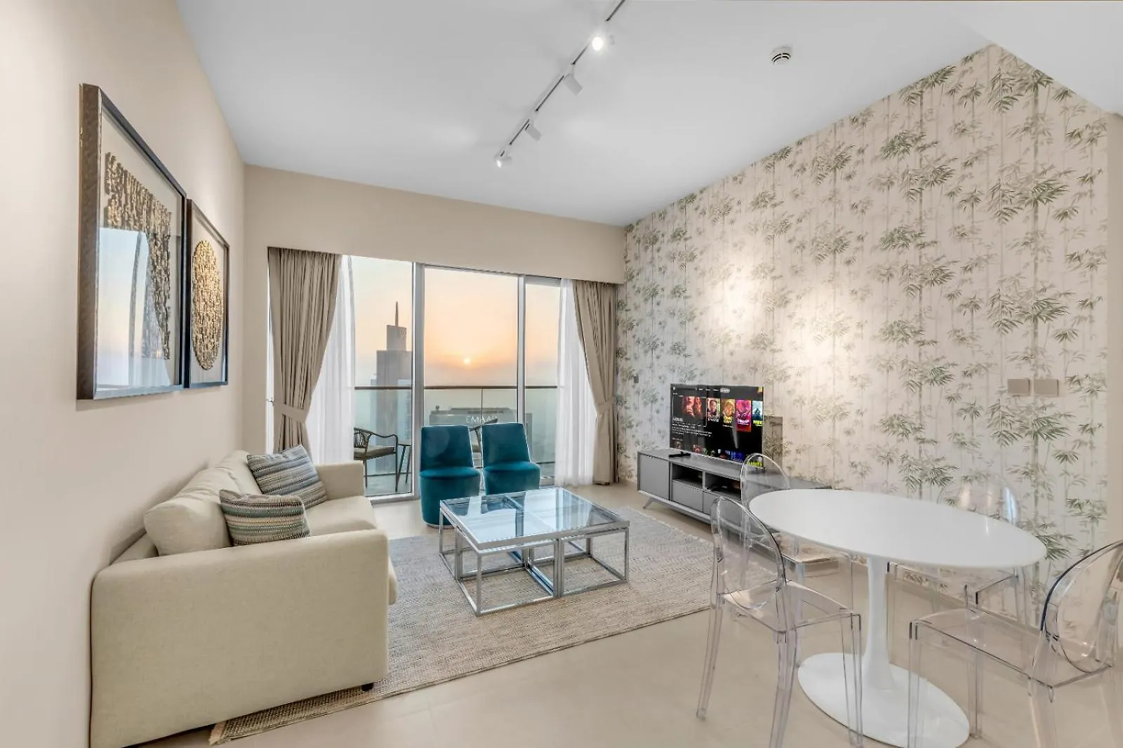 Skyline View, Stay High Rise Luxury Next To Burj Dubai