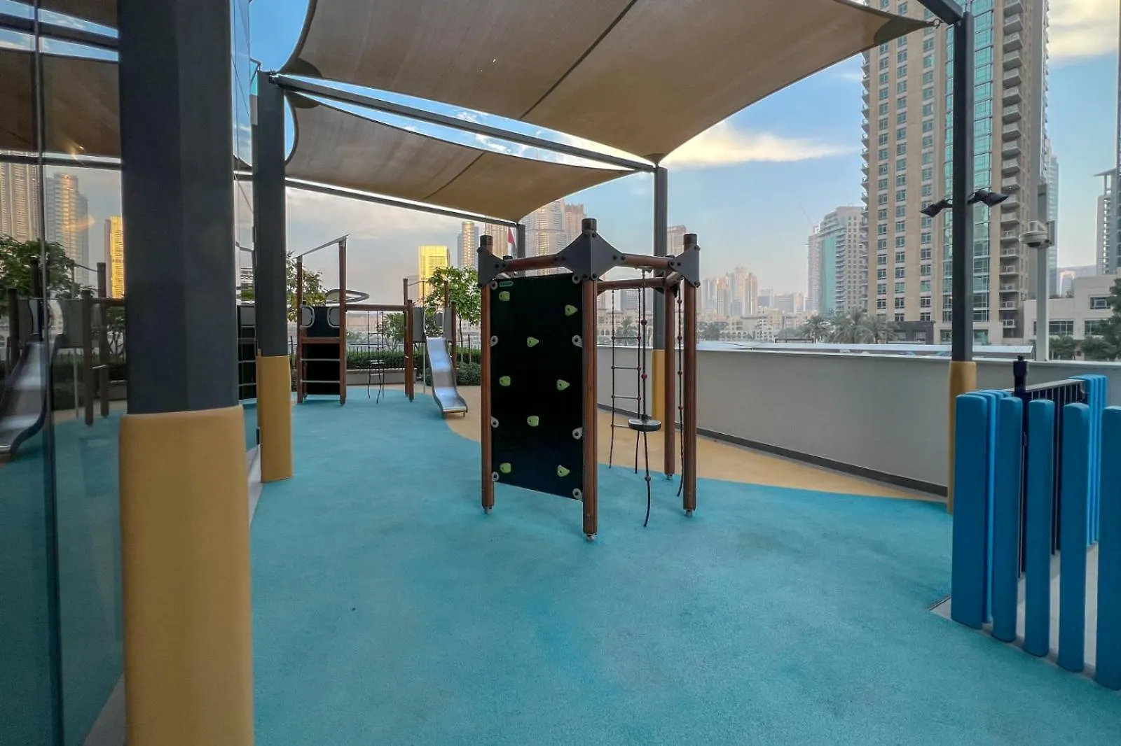 Skyline View, Stay High Rise Luxury Next To Burj Dubai 0*,  United Arab Emirates