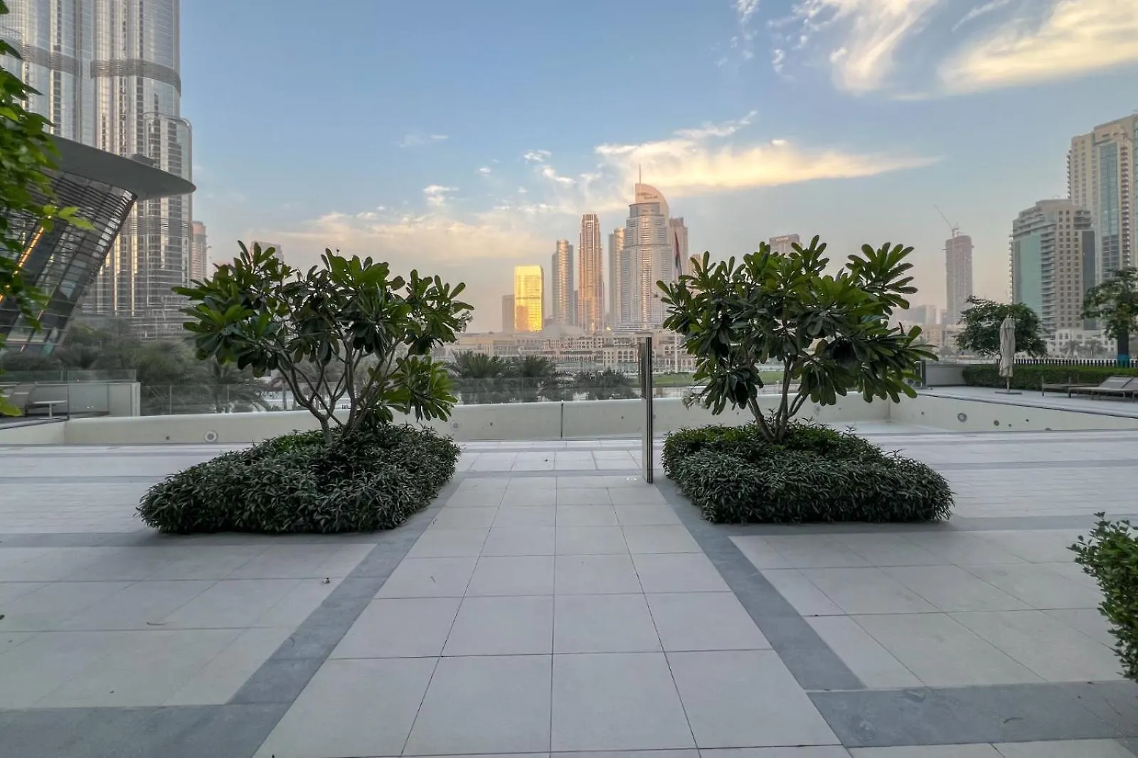 Skyline View, Stay High Rise Luxury Next To Burj Dubai